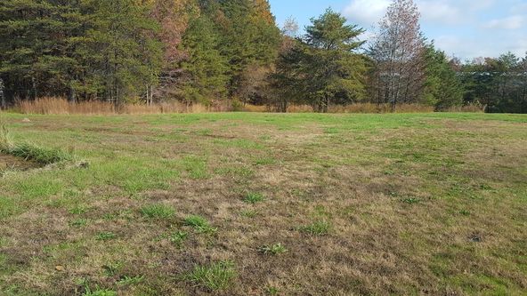 21 Venture Dr, Stafford, VA 22554